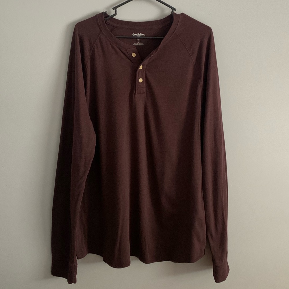 Men’s Goodfellow & Co Long Sleeve T-Shirt